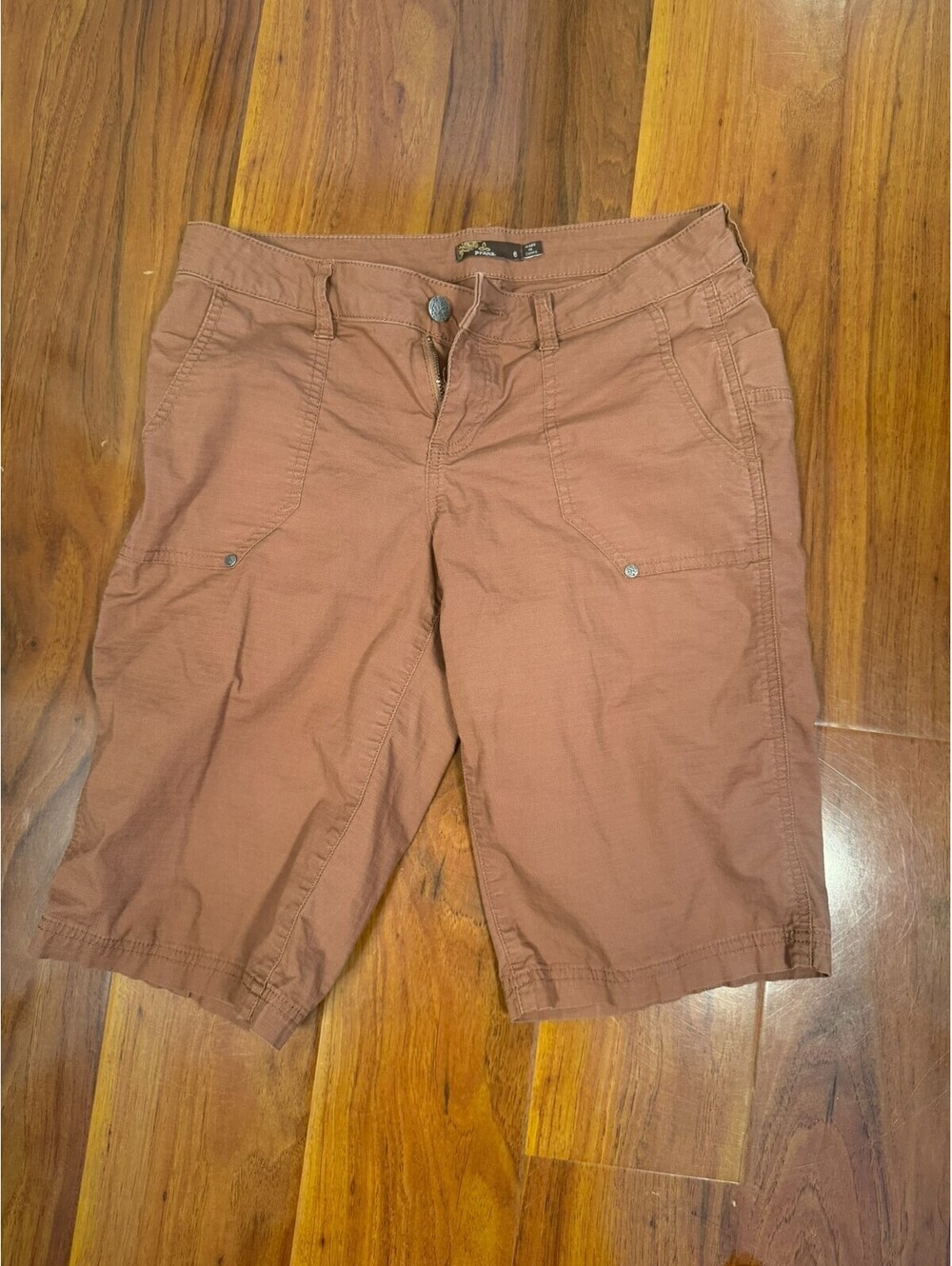 prAna Khaki Larissa Knicker Bermuda 13" Inseam Cargo Outdoor Shorts Womens 6